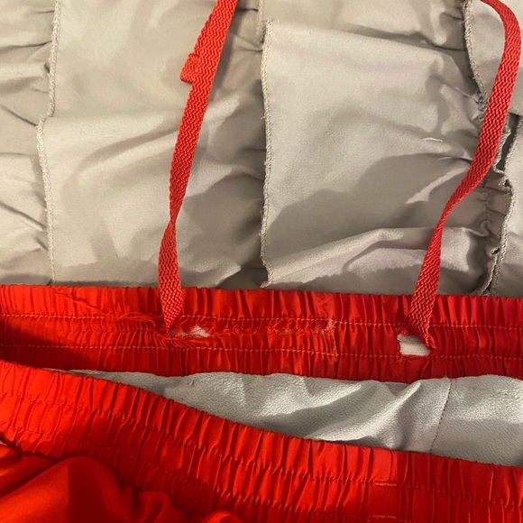 under armour workout shorts - Picture 3 of 3